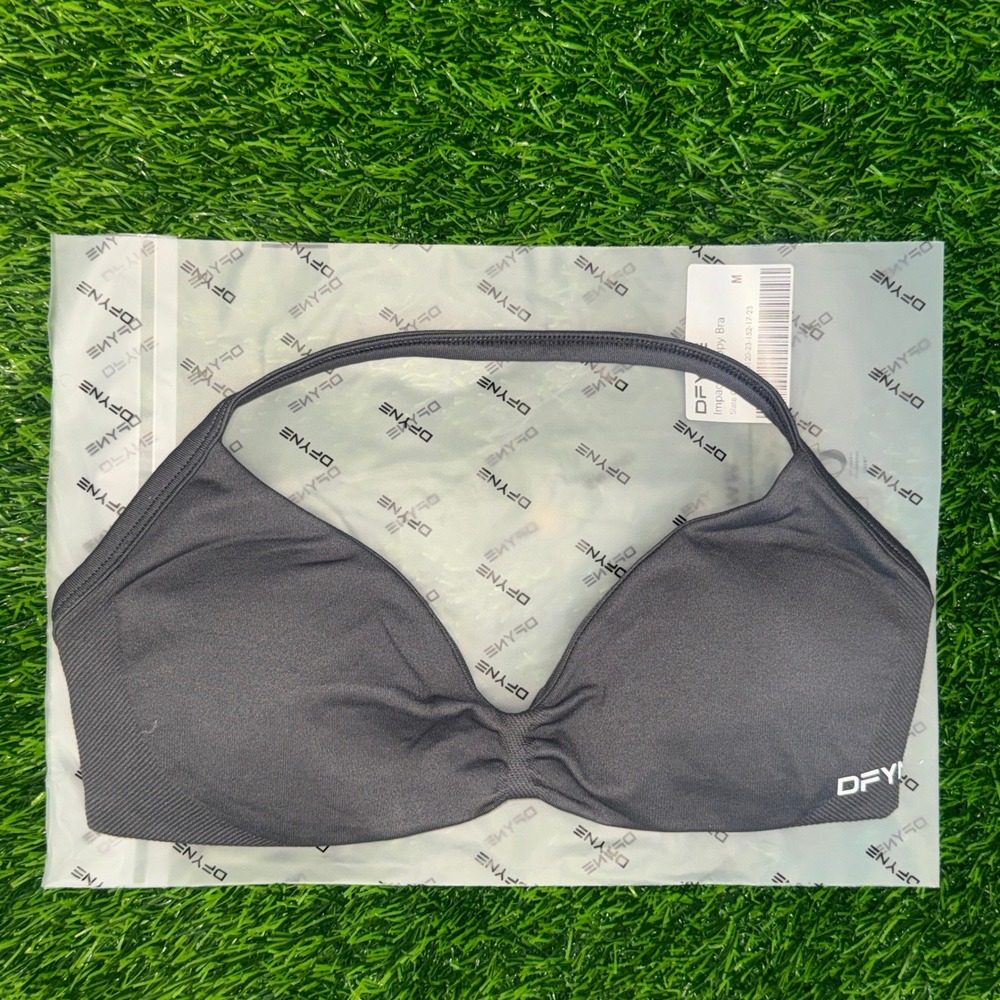 Dfyne impact sports bra shark gray medium